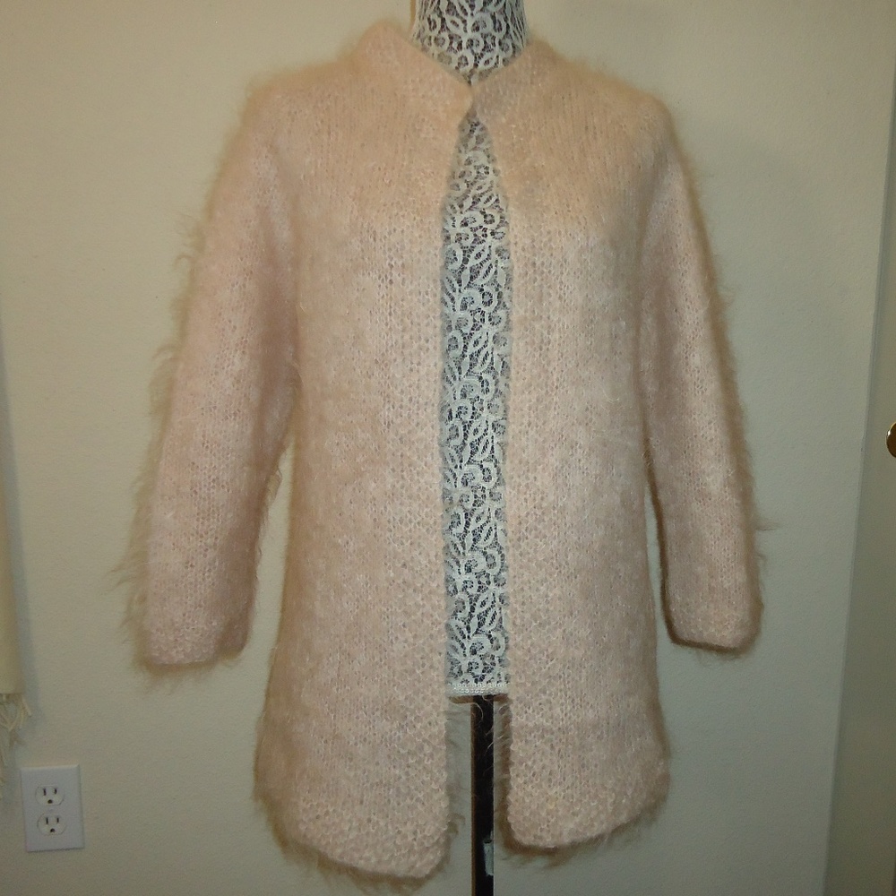 Handnade Women's Tan Knit Wool Cashemir Elegant  Kardigan Size-M